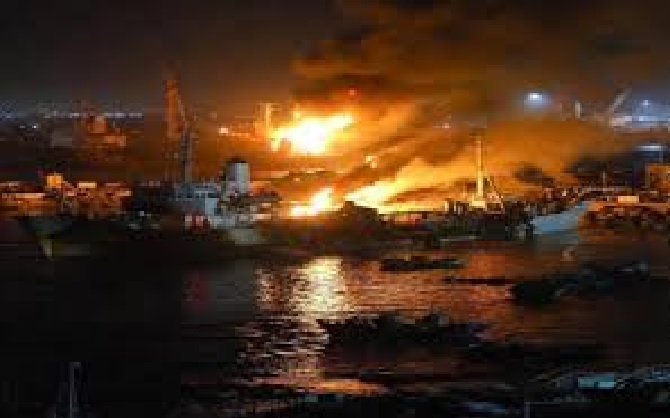 Saudi Arabia carried out airstrikes on Mukalla, a port city of Yemen