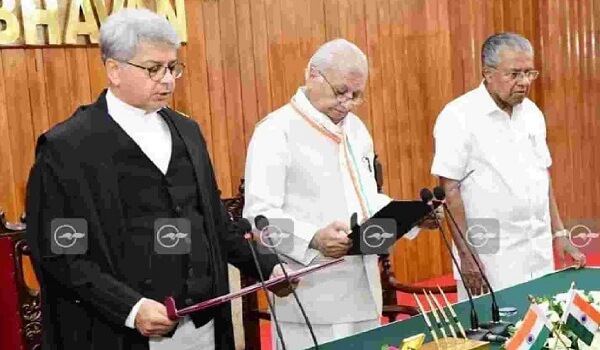 Justice Ashish Jitendra Desai sworn in as 38th Chief Justice of Kerala High  Court – Current Hunt